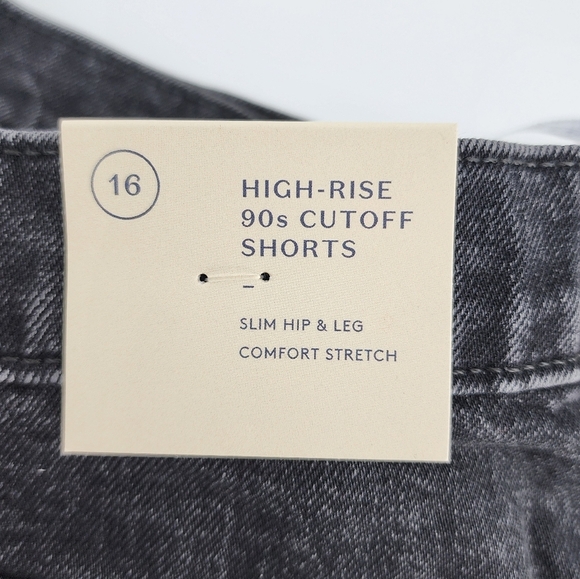 Universal Thread NWT High Rise 90s Cut Off Shorts Denim 16 - Picture 8 of 10